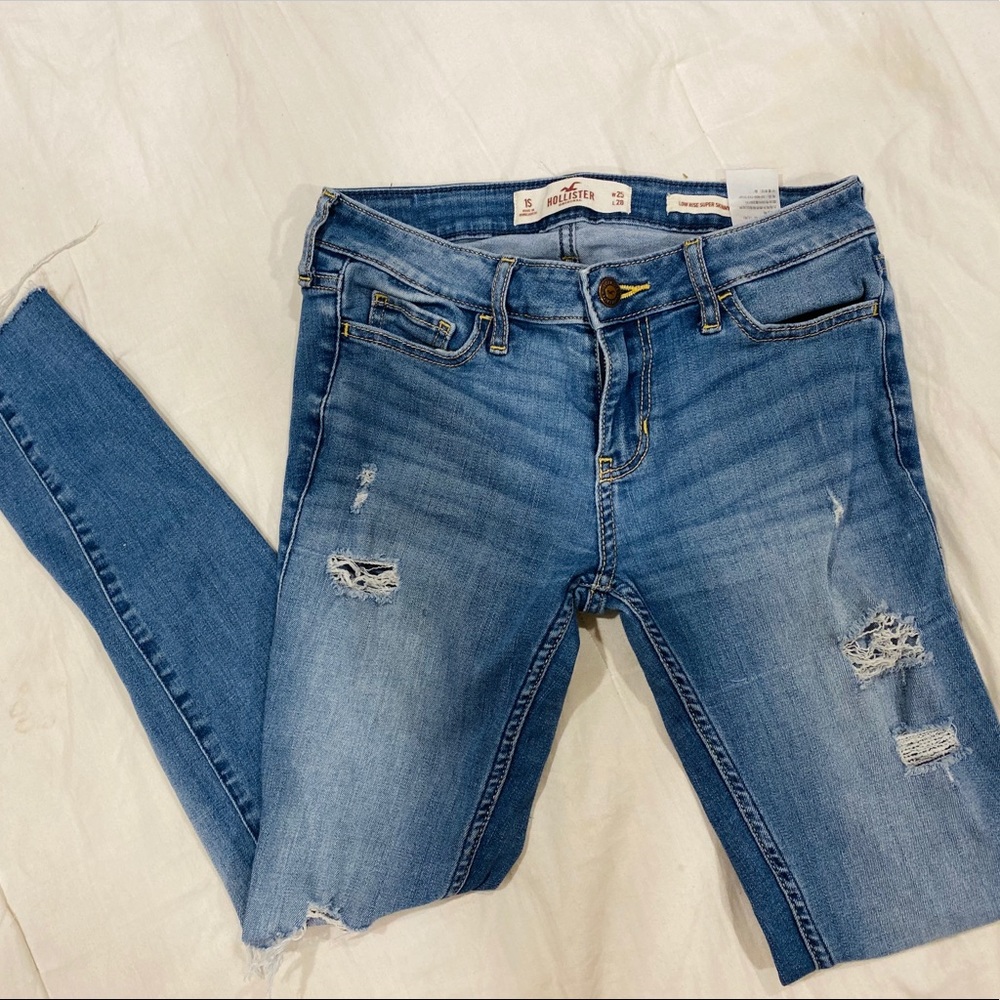 Low rise Hollister jeans
